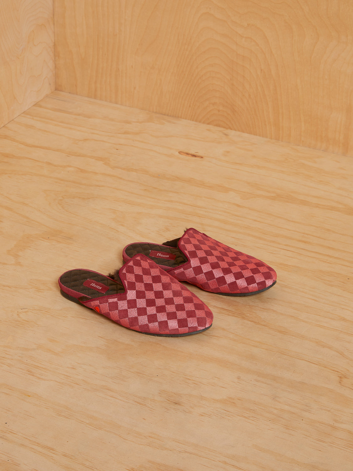 HUMS Fur Lined Checkered Slides