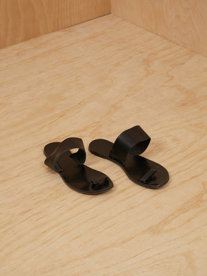 Black Toe Strap Sandals